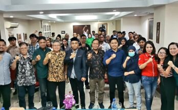 Saksi caleg PSI ikuti pelatihan yang diselenggarakan oleh Bawaslu Makassar di Hotel Losari Beach Jl Penghibur Makassar