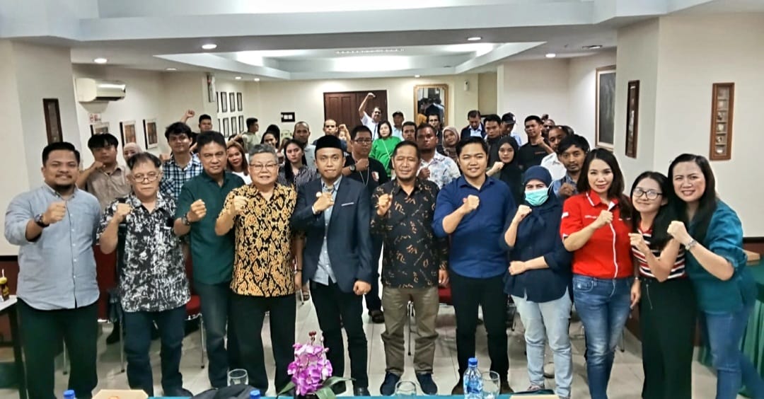 Saksi caleg PSI ikuti pelatihan yang diselenggarakan oleh Bawaslu Makassar di Hotel Losari Beach Jl Penghibur Makassar