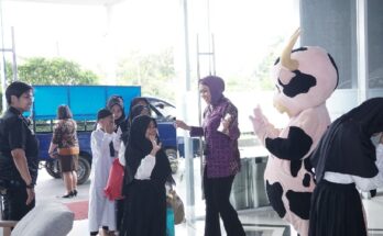 Dalam kemuliaan bulan Ramadan Hotel Mercure Makassar jamu anak Panti Asuhan Nur Siamatu, Senin (18/3/2024).