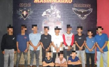 10 anggota geng motor serahkan diri ke Polsek Ujung Bulu, Bulukumba diantar orangtua masing-masing. Mereka terduga pelempar rumah polisi