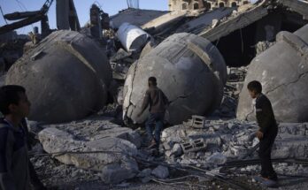Israel serang Rafah 18 tewas termasuk sembilan anak-anak dan perempuan di daerah pemukiman wilayah selatan Gaza semalam, Selasa (26/3/2024).