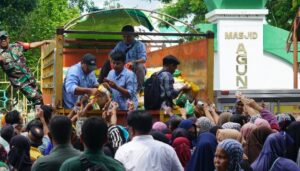 Gerakan Pasar Murah Serentak Di Monumen Ganggawa Sidrap