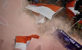 Fans FC Dallas kibarkan Merah Putih di ajang kompetisi sepak bola tertinggi Amerika Serikat atau Major League Soccer (MLS)