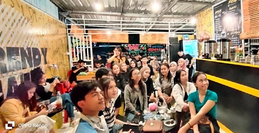 Virendy Cafe hadir di Telkomas, Kecamatan Biringkanaya, Kota Makassar menawarkan menu aneka kuliner untuk semua kalangan