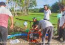 Petani Sinjai uji coba pompa air bantuan Kementan yang diterima oleh Pj Bupati Sinjai TR Fahsul Falah di Kantor Gubernur Sulsel.