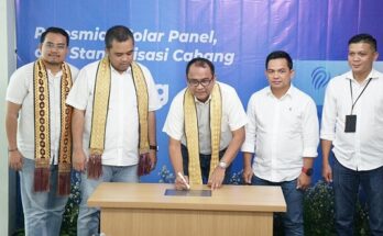 Salah satu anak perusahaan PT Astra International Tbk, FIFGROUP pasang panel surya berkapasitas 10,8 kilowatt peak di Kantor Cabang Lampung