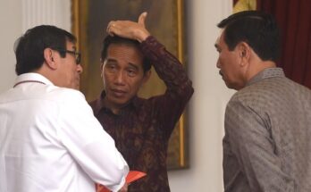 Presiden Jokowi resuffle kabinet, hari ini Senin (19/8/2024). Sejumlah nama sudah beredar akan mengisi kabinet hasil resuffle.