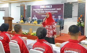 Pj Ketua PKK Sinjai motivasi Paskibraka yang akan bertugas pada upacara peringatan HUT Ke-79 Kemerdekaan RI tahun 2024