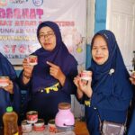 Berkolaborasi dengan Dinas Pengendalian Penduduk dan KB Kota Makassar, Rumah Zakat Sulsel salurkan 512 kaleng Superqurban di Makassar