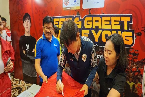 Astra Financial bekerja sama dengan FIFGROUP hadirkan Meet and Greet dengan Shin Tae Yong (STY) di Jakarta, pekan lalu