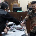 Pengadilan Tinggi tambah hukuman SYL menjadi 12 tahun penjara dan denda Rp500 juta subsider empat bulan kurungan.