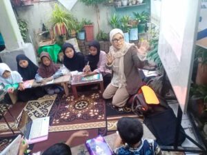 Ada Mata Kuliah Bahasa Inggris Di Kampus Lorong