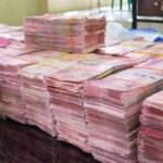 Kapus Perpustakaan UIN Alauddin libatkan tukang jahit dalam kasus uang palsu dengan bayaran Rp3 benang uang palsu.