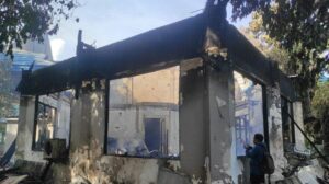 Api Hanguskan Ruang Keuangan Dinas Pendidikan Makassar