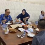 Penjabat (Pj) Gubernur Sulawesi Selatan Prof Zudan puji kuliner Sinjai, khususnya hasil laut. Dia menggemari jenis lobster
