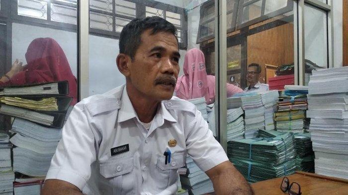 Bupati Andi Ina Kartika Sari tunjuk Kepala Badan Keuangan dan Aset Daerah Barru, Abubakar Plh Sekda Barru.