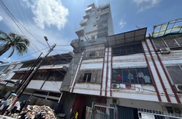 Komisi C DPRD Kota Makassar sidak sebuah gedung di Jalan Bulusaraung karena berpotensi menimbulkan risiko keselamatan bagi masyarakat