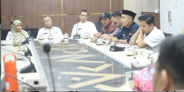 DPRD Makassar gelar RDP bahas kesejahteraan tenaga Non-ASN kesehatan sebagai tindak lanjut surat masuk Barisan Muda Kesehatan Indonesia