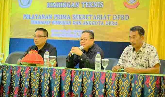 Sekretariat DPRD Kota Makassar Gelar Bimtek untuk Tingkatkan Efektivitas Administrasi dan Pelayanan