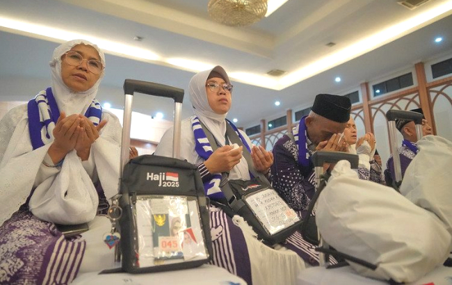 Menteri Kesehatan (Menkes) Budi Gunadi Sadikin ingatkan jemaah haji mewaspadai serangan jantung di Tanah Suci