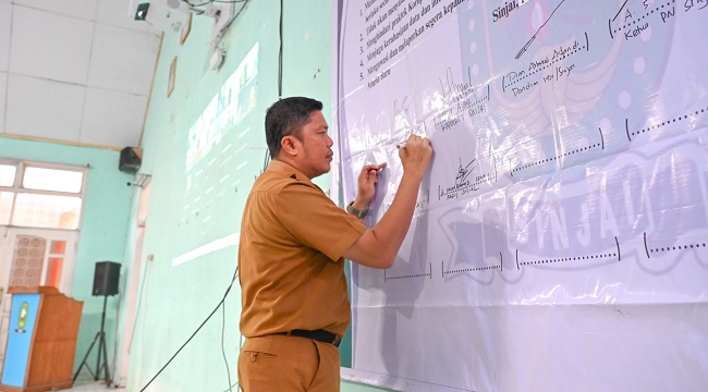 Dinas Pendidikan, Disdik Sinjai tanda tangan Pakta Integritas SPMB (Sistem Penerimaan Murid Baru) tahun ajaran 2025/2026