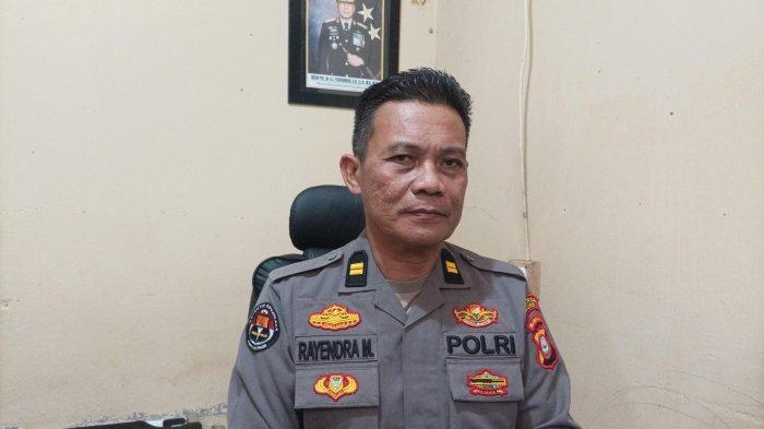 Kasi Humas Polres Bone bantah bebaskan terduga narkoba yang masih dalam proses pemeriksaan di Jalan Manurunge Watampone