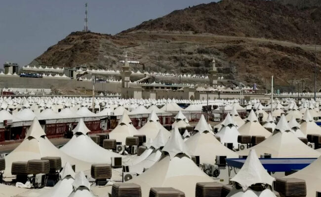 Cuaca Bisa Capai 50 Derajat Saat Wukuf, Jemaah Haji Diminta Tidak Keluar Tenda