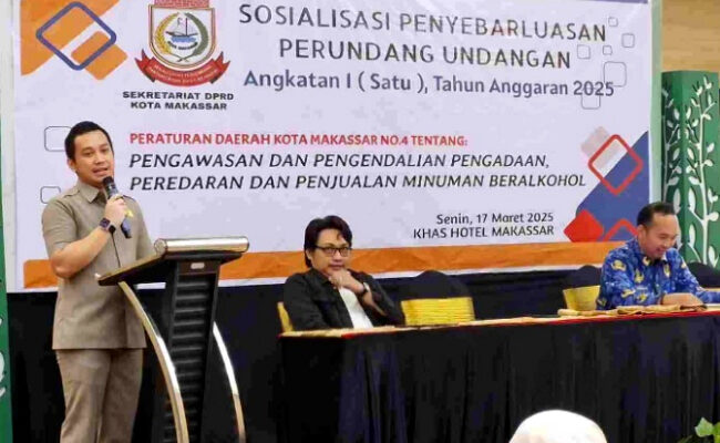 Anggota DPRD Kota Makassar Sosialisasikan Perda Miras