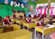 Siswa Kelas 6 SD Sinjai Ujian Serentak