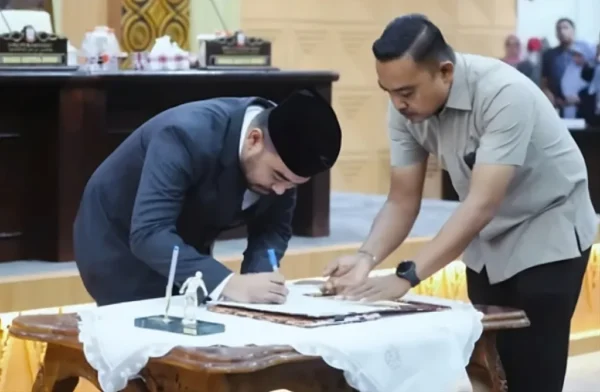 DPRD Kota Makassar tetapkan Munafri-Aliyah sebagai Wali Kota dan Wakil Wali Kota Makassar Periode 2025-2030