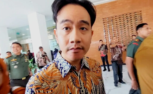 DPR Terima Surat Pemakzulan Gibran, Apa Isi Surat dan Proses Selanjutnya?