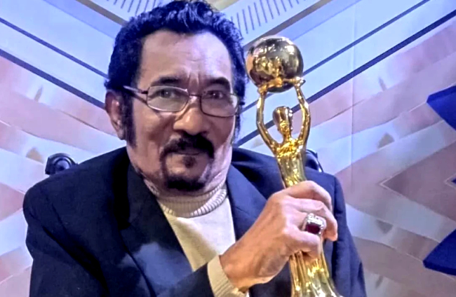 Kabar Duka, Penyanyi Hamdan ATT Meninggal Dunia di Jakarta Selasa 1 Juli 2025 yang dibenarkan anaknya Aisya