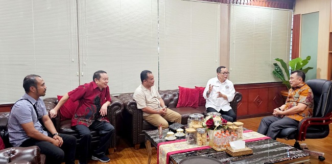 Universitas Indonesia Timur, UIT Makassar sinergi dengan Pemkot Bekasi menjalin kerja sama strategis meningkatkan kualitas SDM