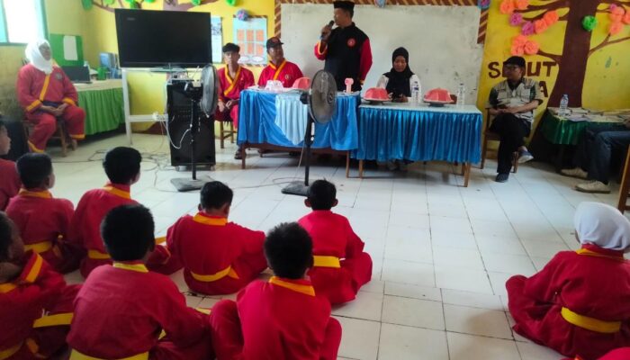 Ketua Pimda 178 Tapak Suci Resmi Buka Cabang Latihan di MIS Muhammadiyah Parambambe