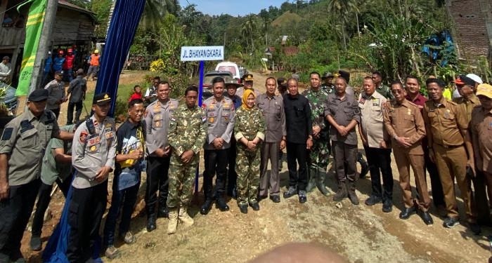 Kapolda Sulsel puji kepemimpinan Bupati Sidrap Syaharuddin Alrif dalam memajukan pembangunan dan sektor pertanian di daerah tersebut