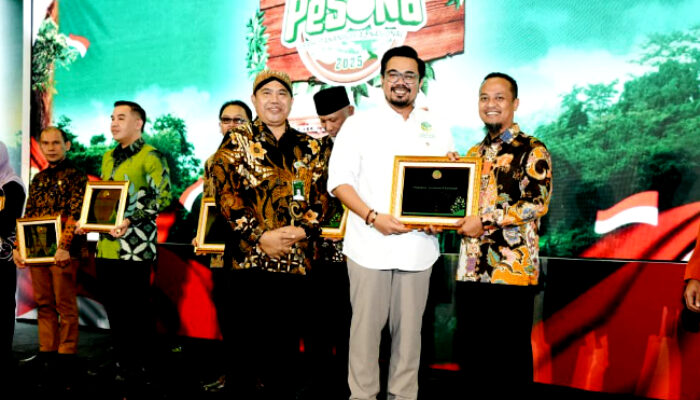 Pemprov Sulsel, Jatim dan Sumbar Terbaik Program Perhutanan Sosial