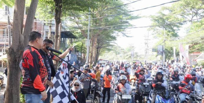 Wali Kota Makassar, Munafri Arifuddin lepas HDCI (Harley Davidson Club Indonesia) di Pantai Losari, Sabtu (6/9/2025).
