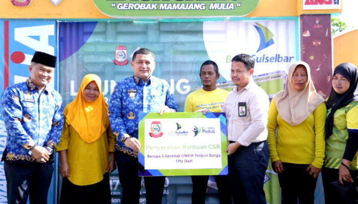 Pedagang Bunga di Pemakaman Dadi Dapat Bantuan Gerobak