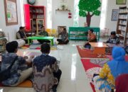 Peserta Pelatihan Tendik BBGTK Sulsel Belajar Kepustakaan Di Athirah