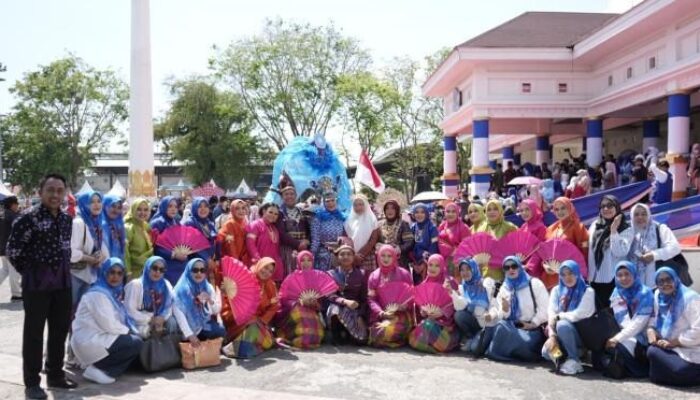 Melinda Aksa Pimpin PKK Makassar Ke Bone