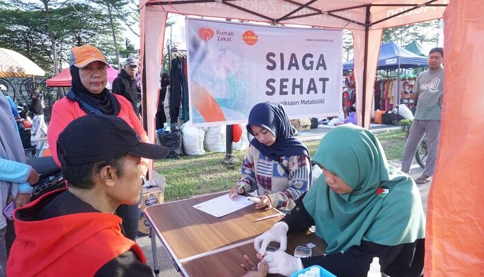 Rumah Zakat Gelar Pemeriksaan Kesehatan Gratis Di CFD Boulevard Makassar