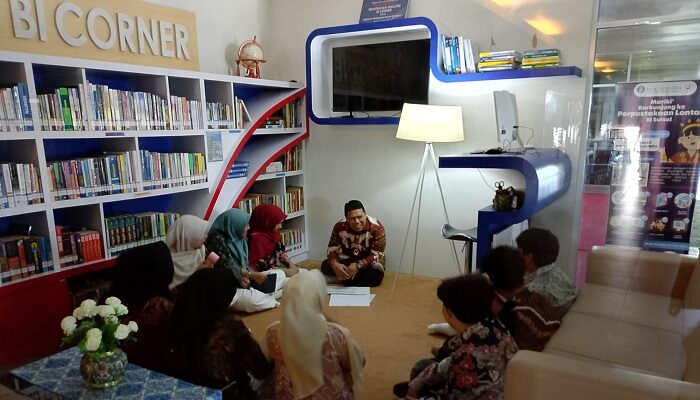 Murid Athirah Wajib Masuk Perpustakaan