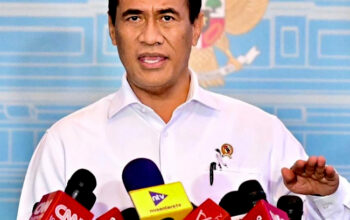 Mentan Pecat Staf yang Mengaku Dirjen untuk Memeras Petani dengan pungutan Rp 50 juta bahkan mencapai Rp 600 juta