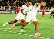 Comeback Dramatis, PSM Benamkan Persis ke Dasar Klasemen