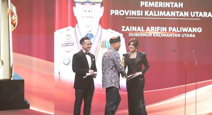 Pemerintah Provinsi Kaltara terima penghargaan Indonesia Kita Awards 2025 kategori Empowerment of Local Products dari Garuda TV