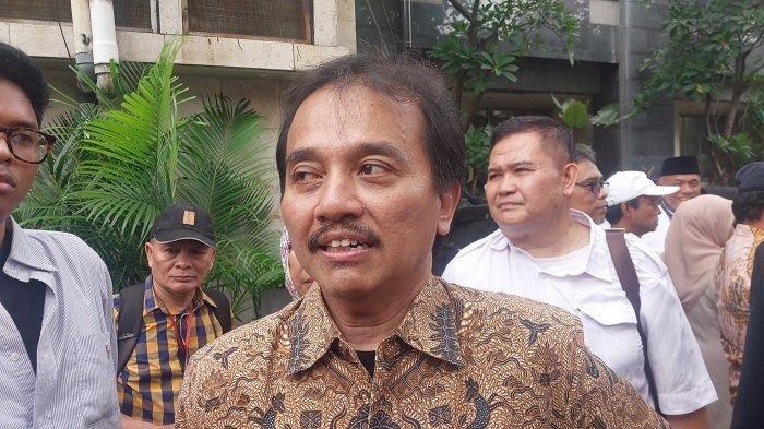 Polda Metro Jaya menetapkan pakar telematika Roy Suryo tersangka ijazah palsu Jokowi, presiden ke-8 Republik Indonesia