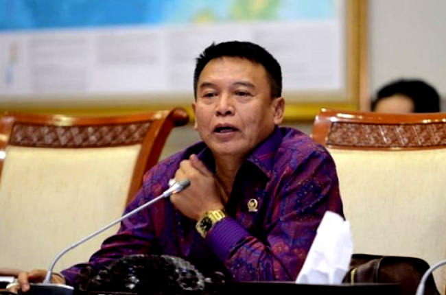 DPR Minta Usut Pejabat yang Terlibat Dugaan Operasional Ilegal Bandara IMIP Morowali kata anggota DPR TB Hasanuddin