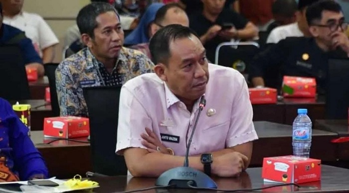 Pemerintah Kabupaten Sinjai harap Pemprov Sulsel percepat pembangunan infrastruktur, terutama sektor perbaikan jalan