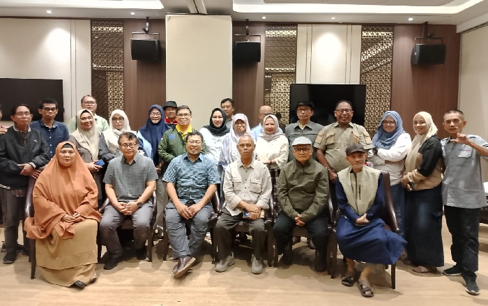 Makassar Kota Dunia bukanlah angan-angan, karena sejatinya, Makassar sudah menyandang status itu jauh sebelum Indonesia merdeka.