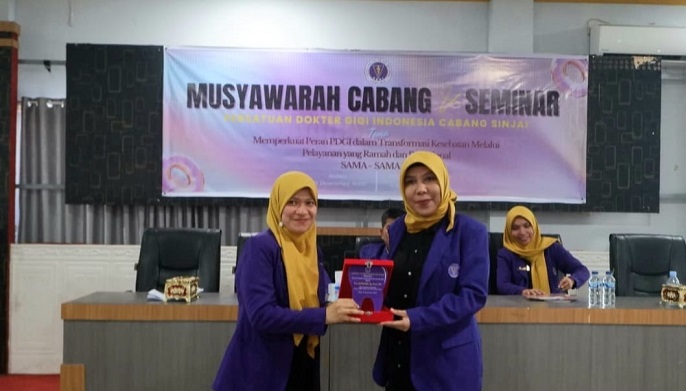 Peserta Musyawarah Cabang Persatuan Dokter Gigi Indonesia aklamasi memilih Andi Fatmawaty Ketua PDGI Sinjai periode 2025-2030